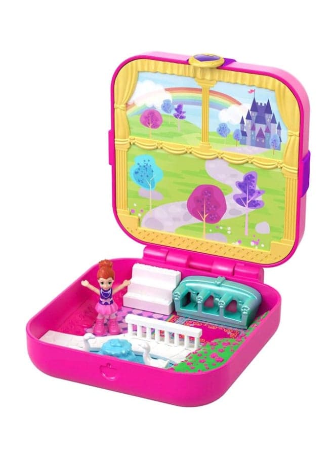 Hidden Hideouts Doll Playset GDK80