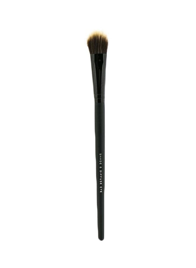 Shade And Diffuse Eye Brush Black