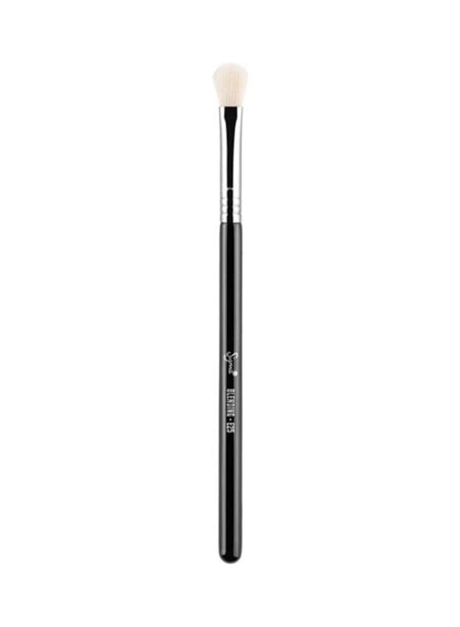 E25 Blending Brush White