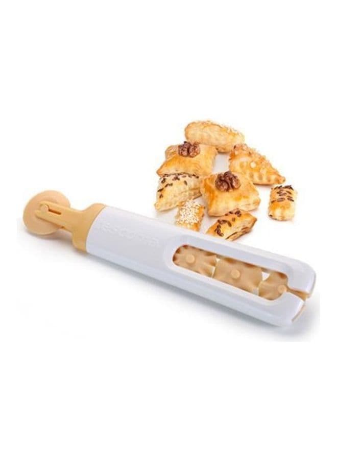 Delicia Pastry Wheel 4 Cutters White/Cream