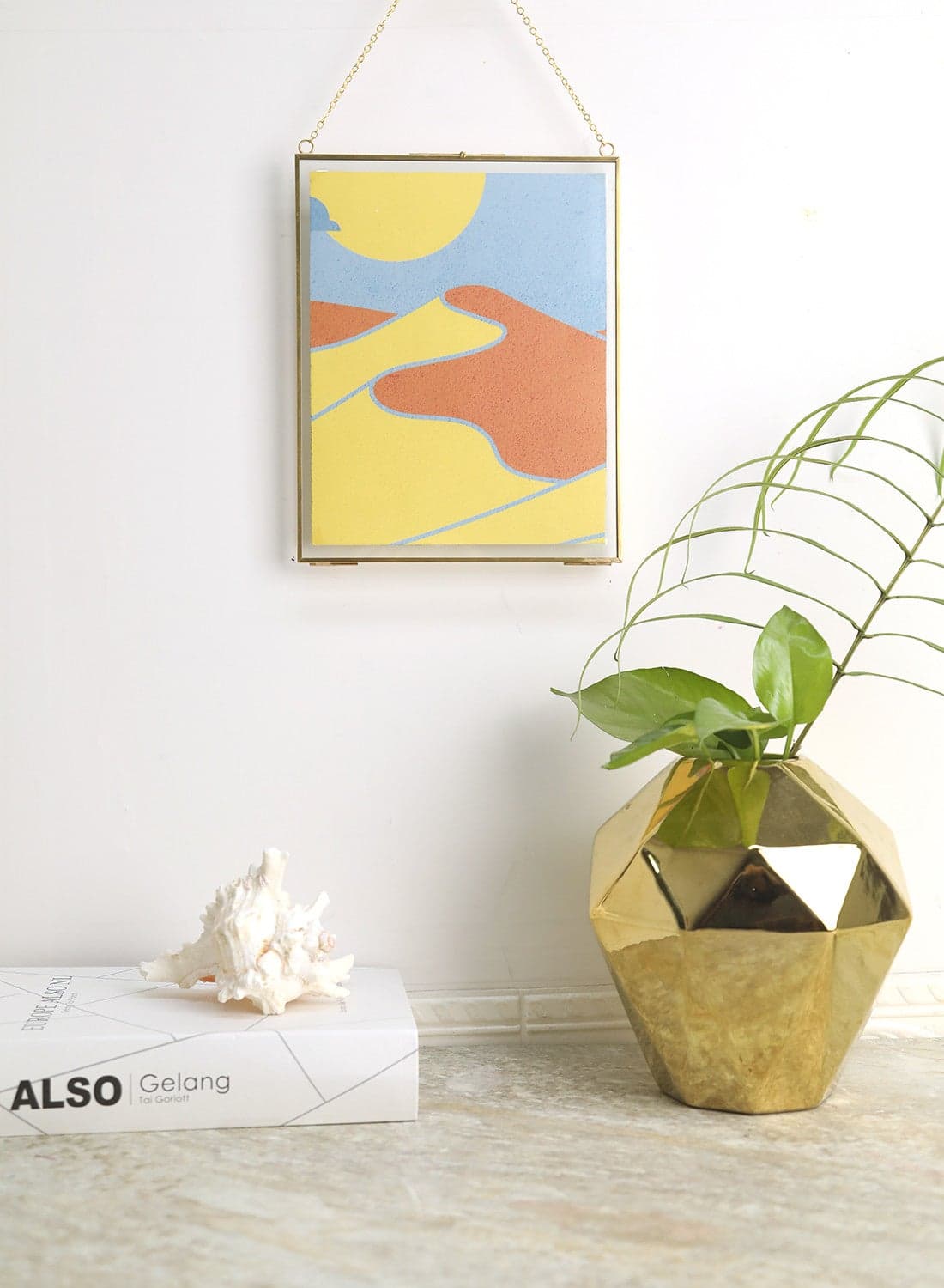 Wall Frames With Outer Frame Antique Gold outer frame size: L20.3xH25.4xT1cm for photo size <19x24cm
