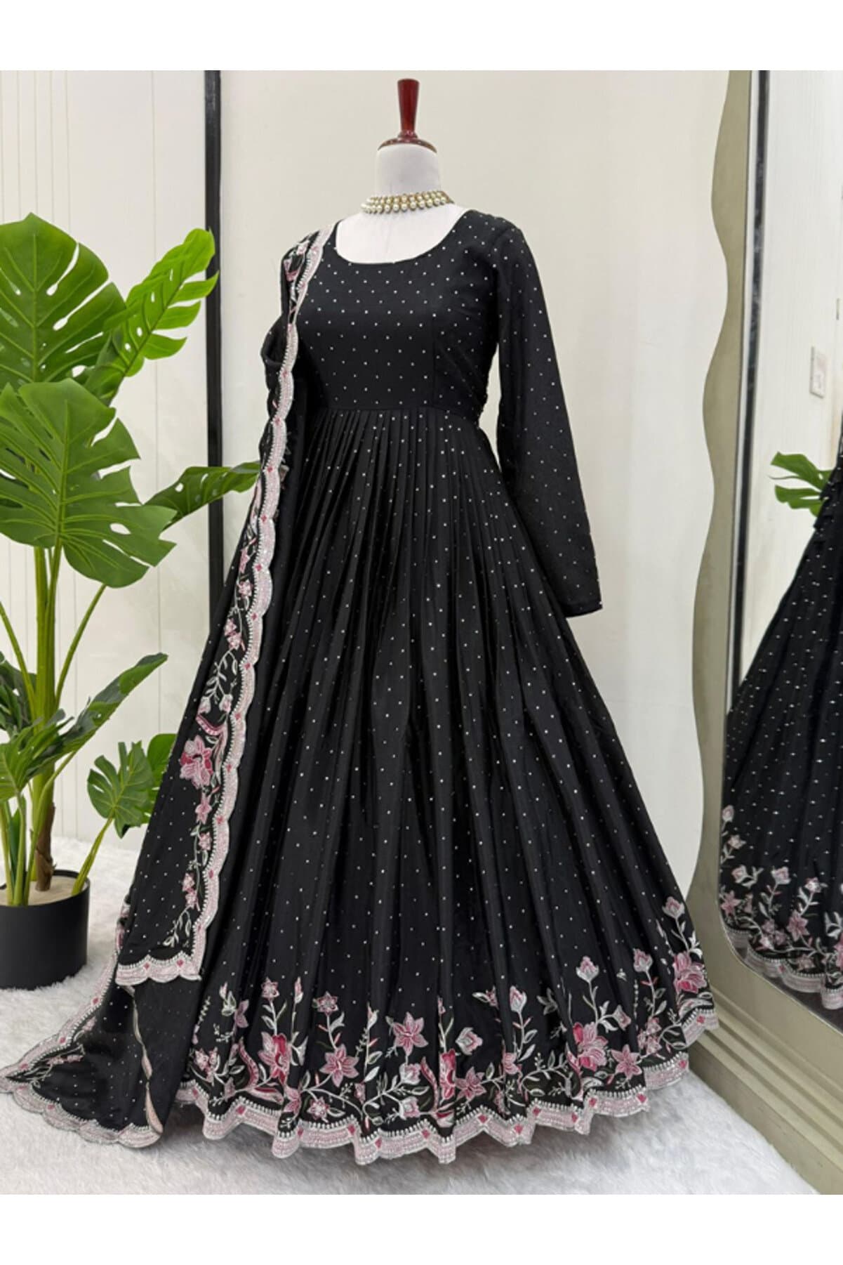 Black Chinon Silk Top Bottom & Dupatta Set - HRT3449 | Black