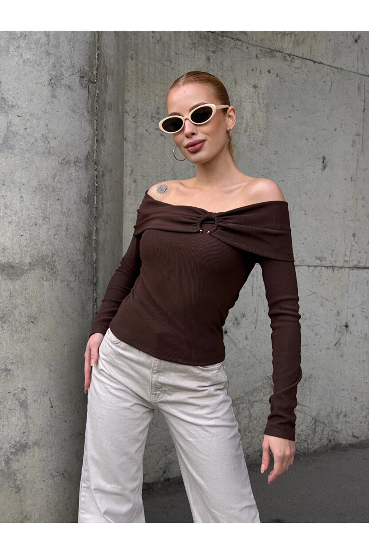 Women's Madonna Collar Ring Detail Blouse