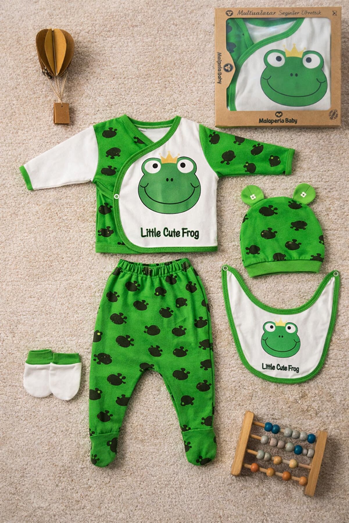 Frog Themed Organic Cotton Newborn Hospital Discharge Set 5 Pieces Boxed