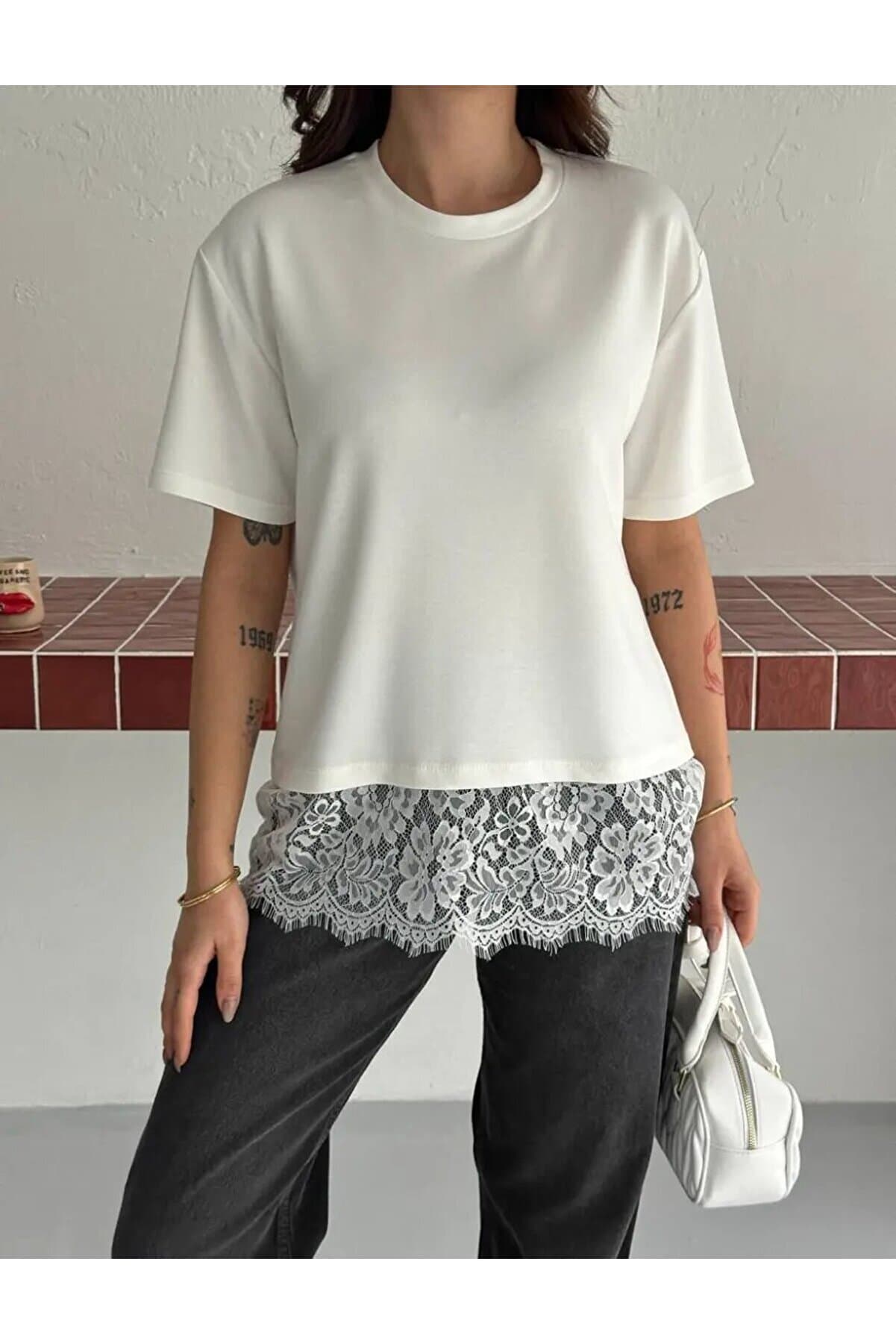 Women's Skirt Lace Detail T-Shirt White