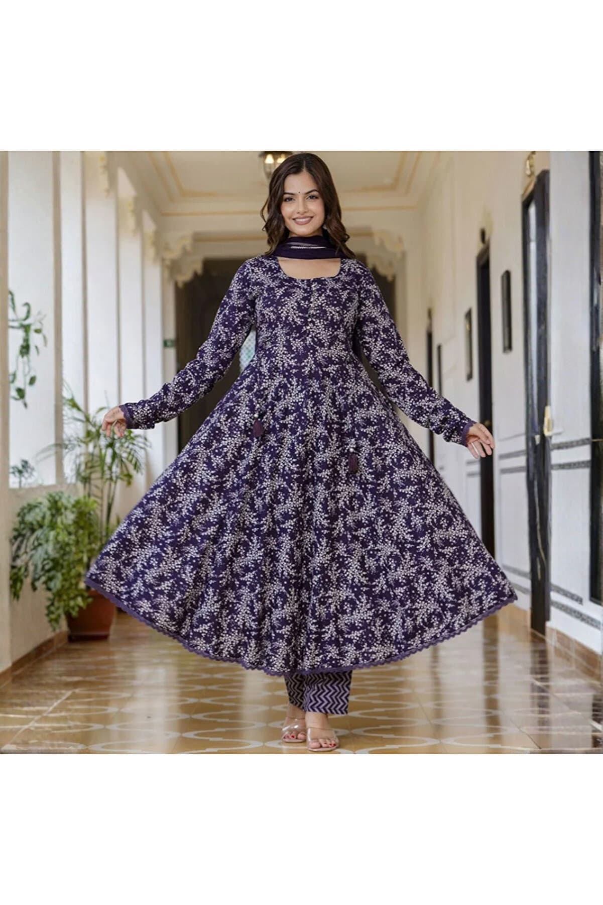 Blue Women Floral Anarkali Kurta Set - VRN1002 | Blue-Size:S-36-Inches