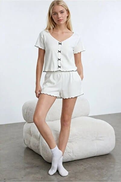 Women's Pajama Set with Bow Detail and Minimal Shorts – Ecru