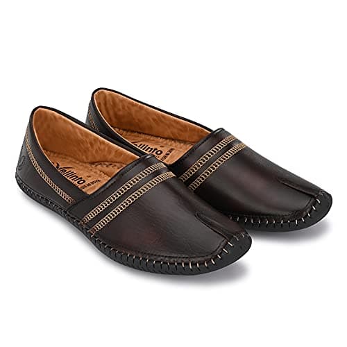 Vellinto Men's Brown Juttis - 10 UK