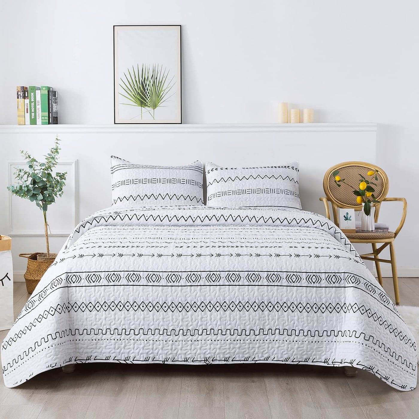 Andency White Quilt Set California King 112x104 Inches 3 Pieces1 Boho Printed Quilt and 2 Pillowcases Bohemian Summer Lightweight Reversible Microfiber Bedspread Coverlet Sets