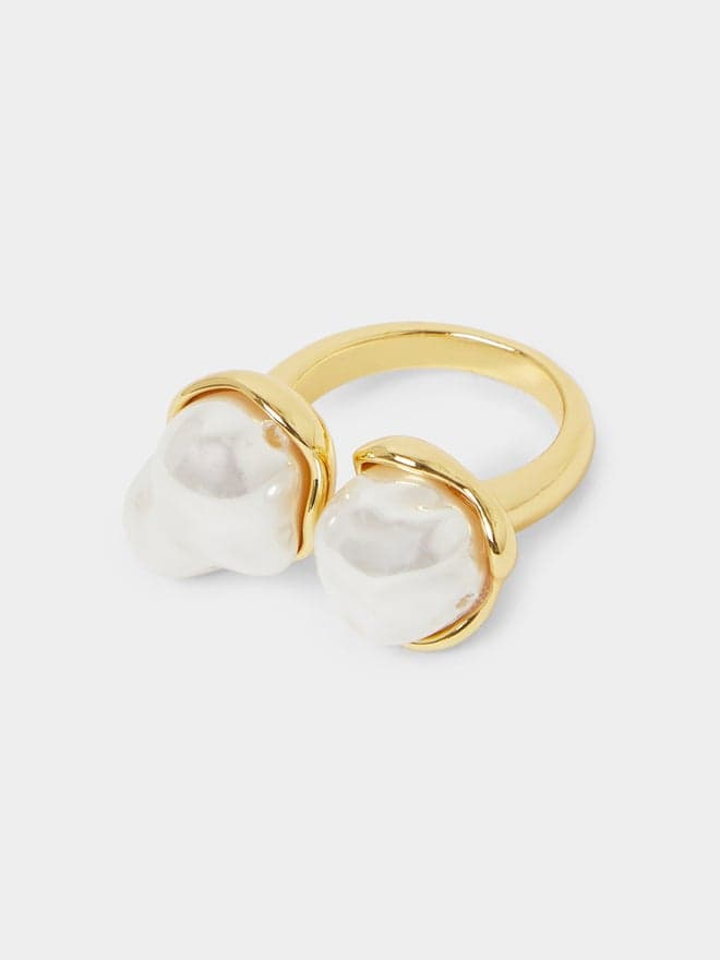 Styli Golden Ring with Baroque Pearls