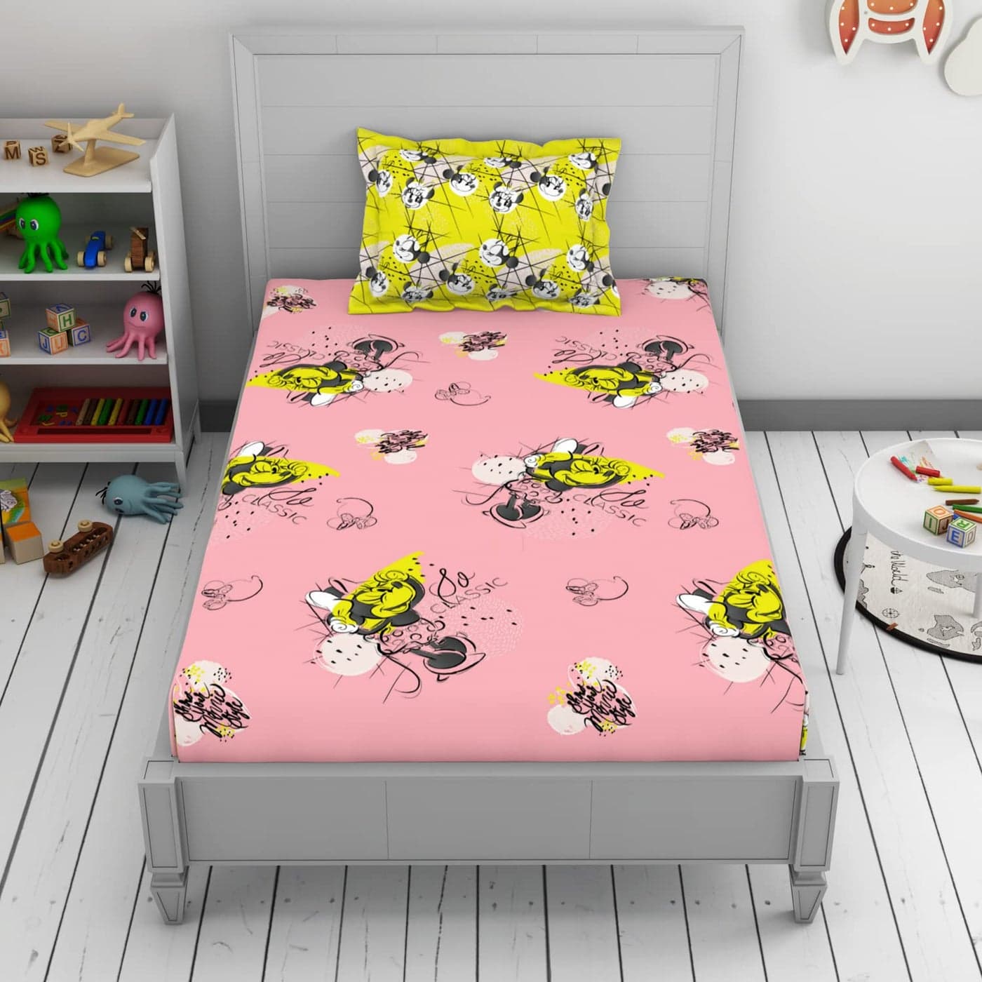 Disney Minnie 100 Cotton Breathable Machine Washable Great Value Single Bedsheet Character 152cmx228cm43cmx68cm Pink