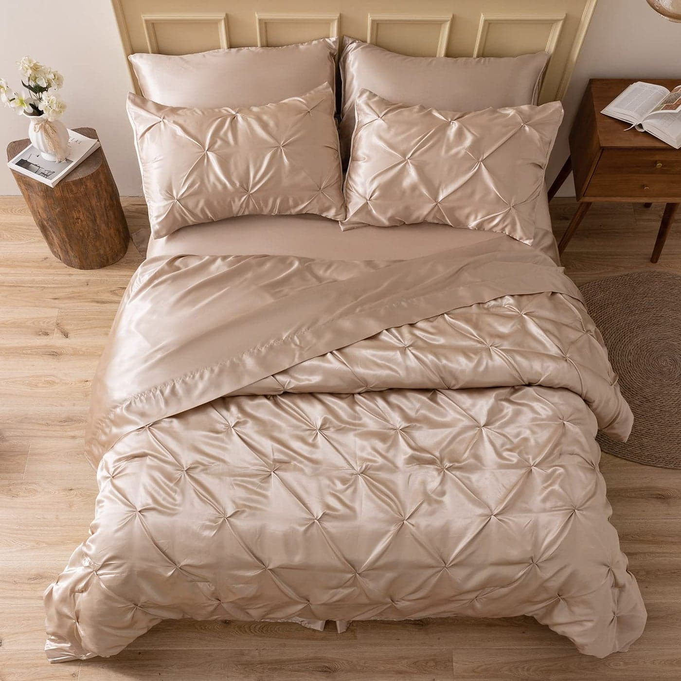 MRHM Satin Comforter Queen 7 Pieces Luxurious Pinch Pleat Bedding Set with Comforter Flat Sheet Fitted Sheet Pillowcases Shams Super Silky Soft Bed Set for All Season Queen Champagne