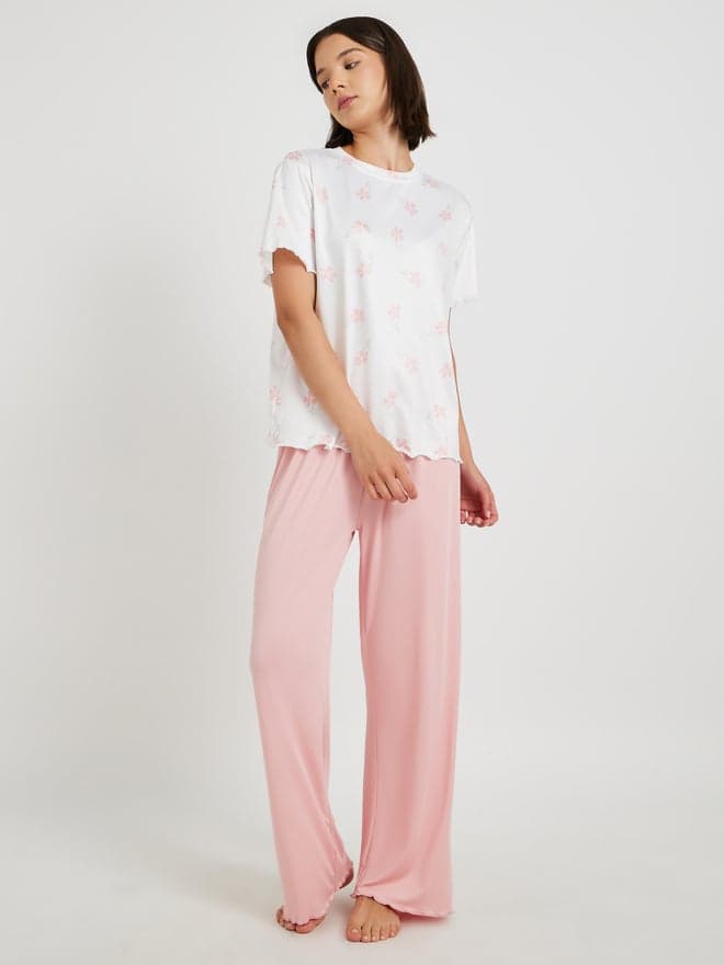 Floral Printed T-Shirt And Solid Pyjama Set
