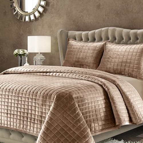 Tribeca Living Luxury Velvet Quilt Queen Size Set - 260GSM Ultra-Soft Oversized Velvet Bedspread Comforter Set with 2 Shams, in Florence Taupe