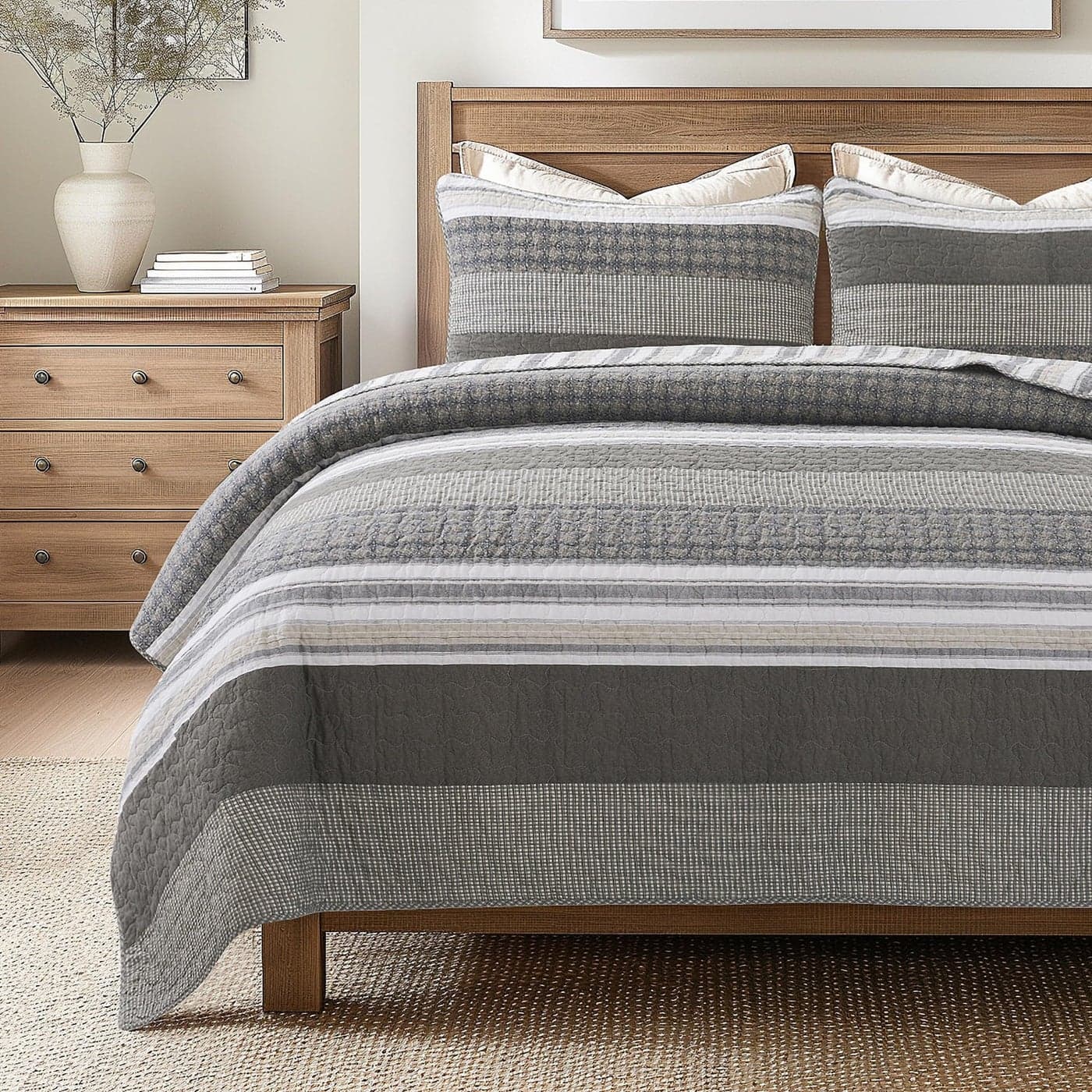 Soul Lane Madrona 3Piece Pieced Cotton Quilt Set King Size with 2 Shams Modern Masculine Quilted Bedspread in Brown and Gray Contemporary Striped Bedding for Mens Bedroom