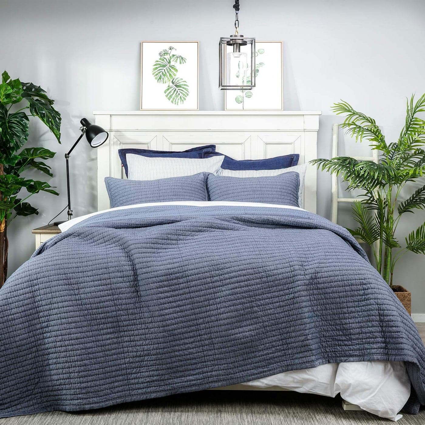 ELEGANT LIFE HOME Cotton Yarn Dyed Chambray Collection Cotton Fill Lightweight Channel Stitch Stitching Bedding Quilt Queen Blue Color 90 x 90
