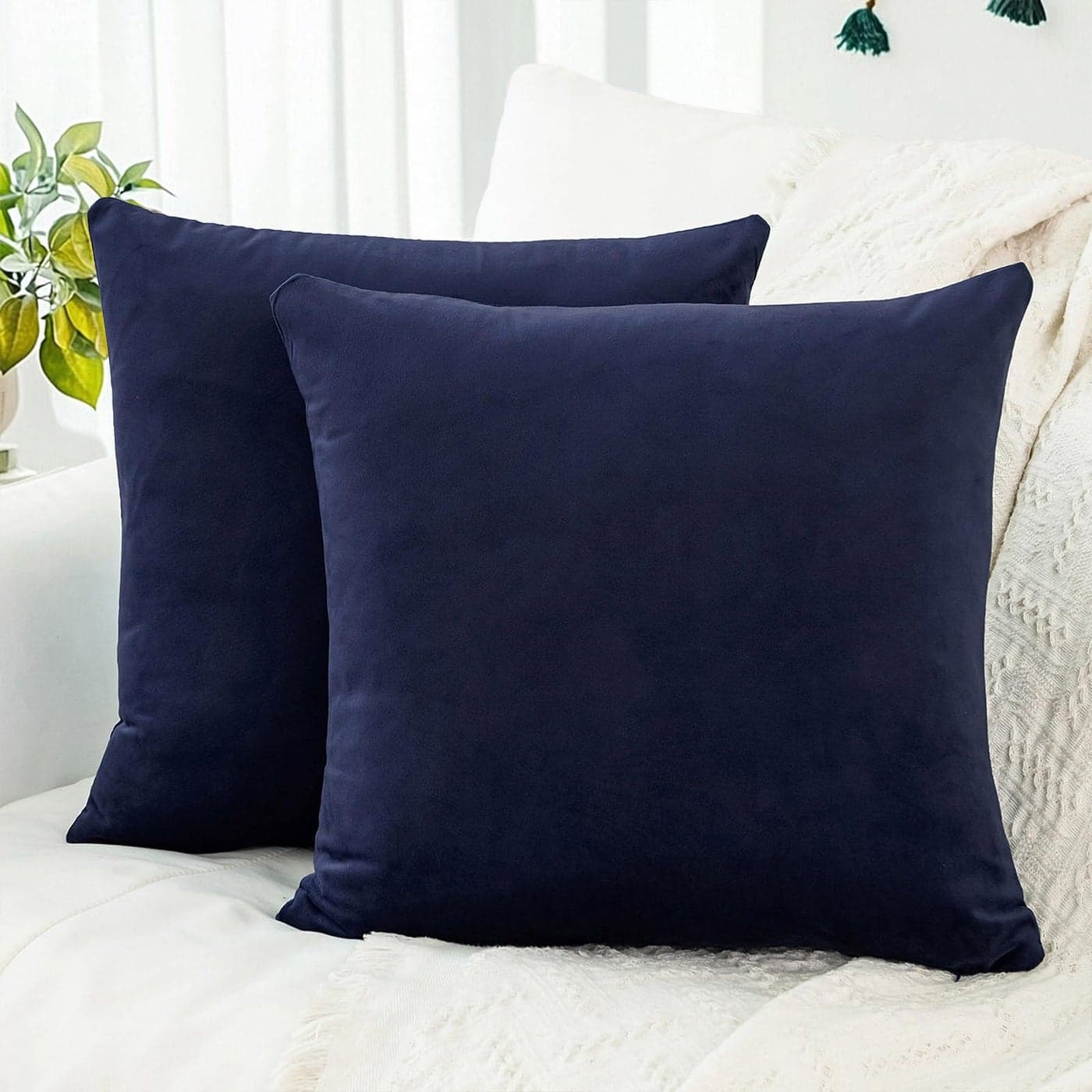 QUORGVES Pillow Covers 20x20 inch Set of 2 Velvet Decorative Throw Pillows for Living Room Sofa Couch Bed Bedroom Dark Navy Blue