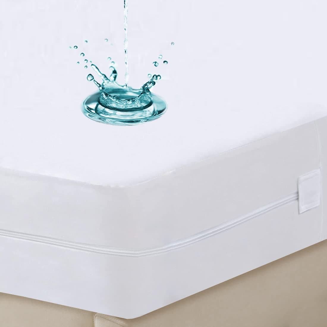Queen Waterproof Zippered Mattress Encasement Breathable Noiseless MachineWashable Zipped Mattress Cover Fitting 7 15 Deep Mattress