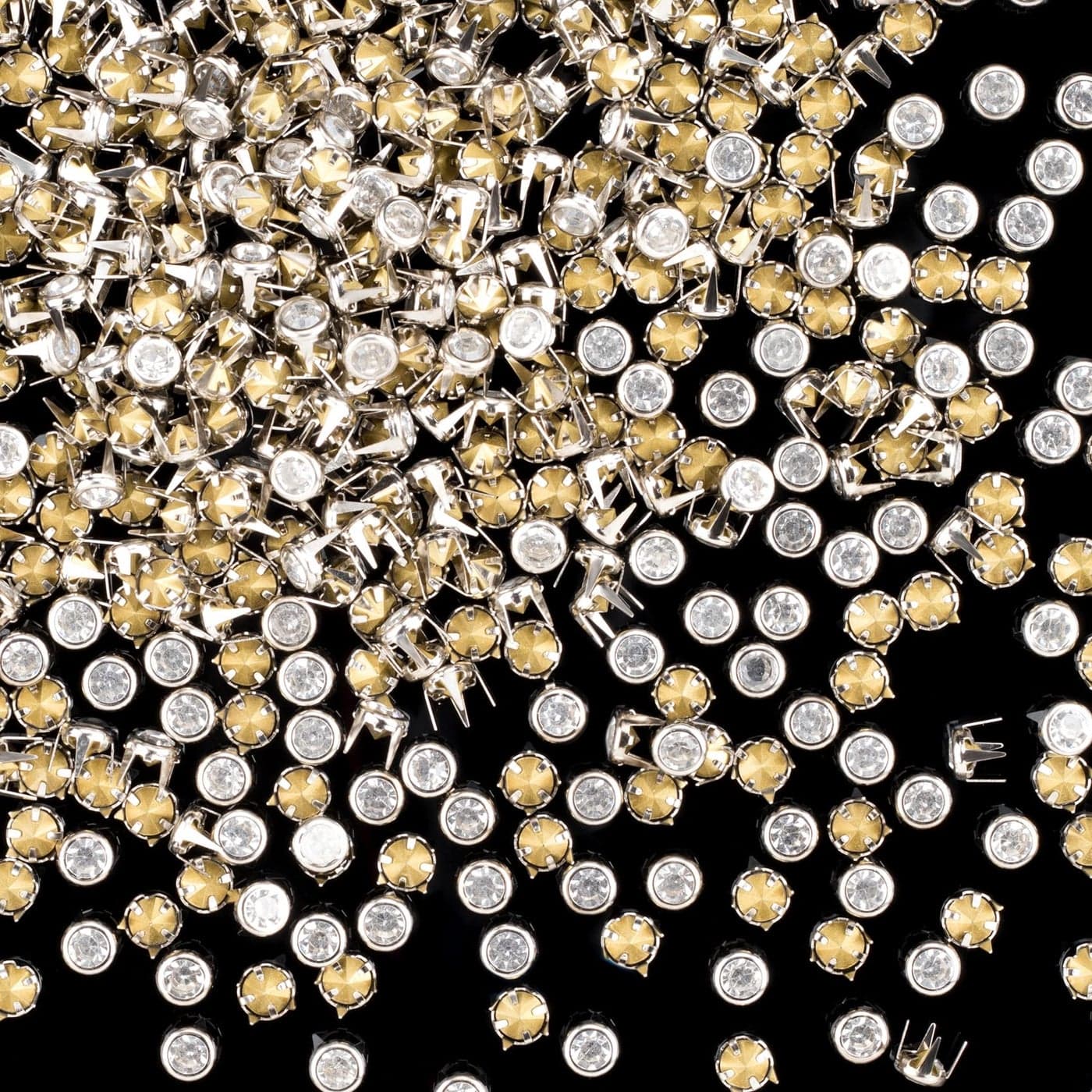OIIKI 500PCS 6MM Rhinestone Stud Refills Dazzling 4Claw Crystal Studs Embellishments MultiFaceted Flatback Gem Stones DIY Crafts for Clothing Shirts Dress Shoes Bags Belts White