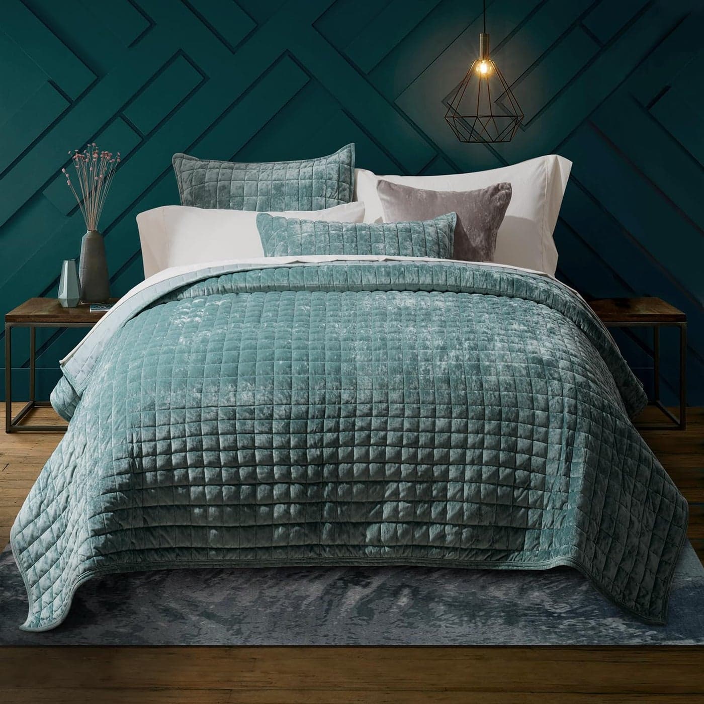RECYCO Luxury Velvet Quilt Set Full Queen Size Lightweight Velvet Comforter Set Oversized Bedspread Coverlet Quilted Bedding Set with 2 Matching Pillow Shams for All Season Aqua Green