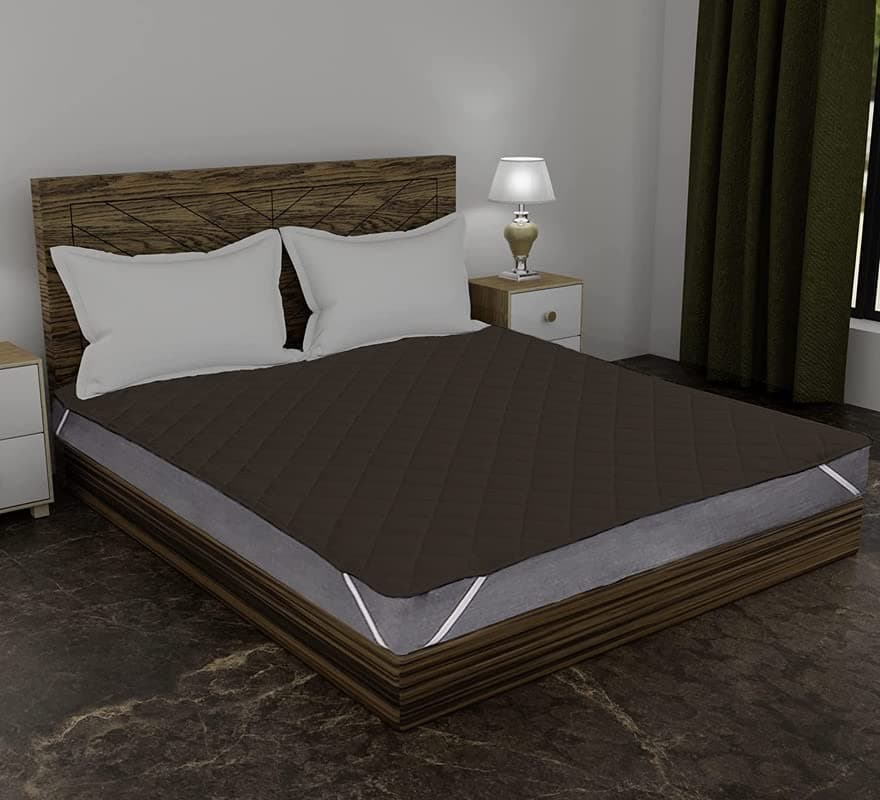 Rajasthan Crafts Soft Feel Quilted Bed Cover Waterproof Mattress Protector Breathable Hypoallergenic Mattresses Cover King Size 72x78 inch 6x650 feet Brown