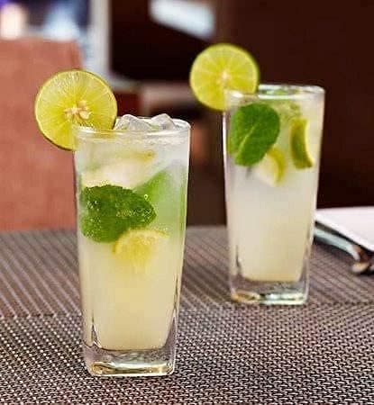 KONSSEE Italian Premium Square Glass Set Glass Set Drinking Glass Water Glasses Juice Glasses Unbreakable Glass Set of 6 pcs300 ml 300 ml 6