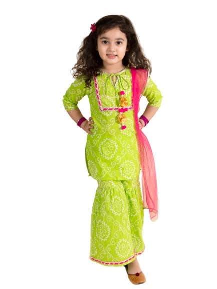 Pspeaches Girls Green Pink Bandhani Embroidered Pure Cotton Kurta With Sharara Dupatta (Green-8-10Y)
