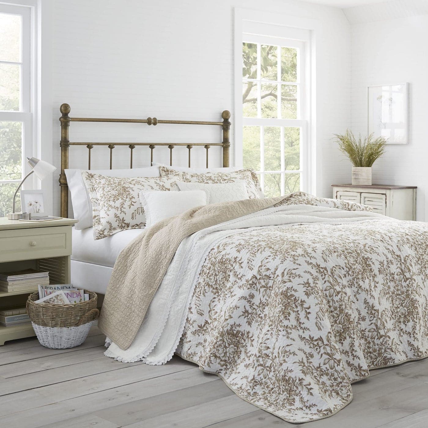 Laura Ashley King Quilt Set Reversible Cotton Bedding with Matching Shams Home Decor for All Seasons Bedford Mocha King
