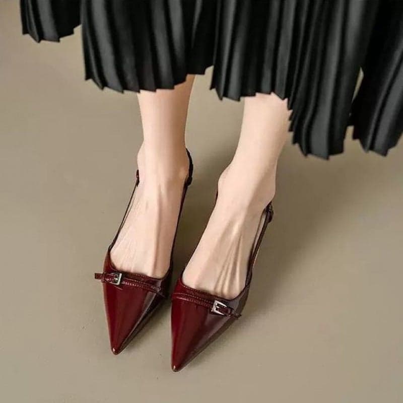 Burgundy Soft Leather Toe-Cap Sandals for Women 2025 Summer New Retro Style Pointed Toe Patent Leather Medium Heel Low Heels for Women with Stiletto Heels