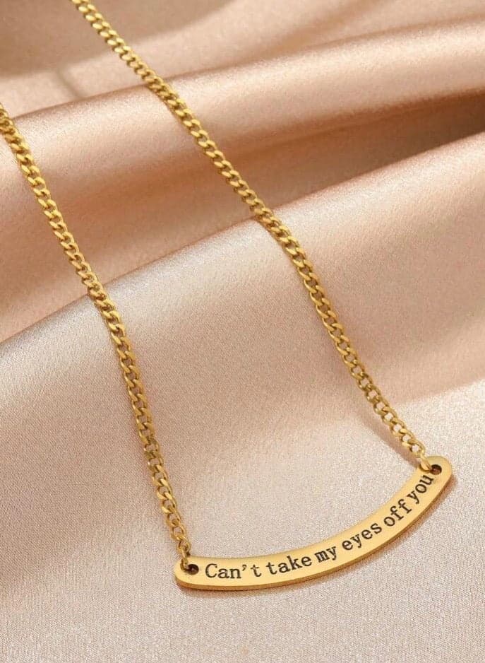 Elegant Women’s Necklace Made Of Stainless Steel Coated With Gold In A Modern And Chic Design