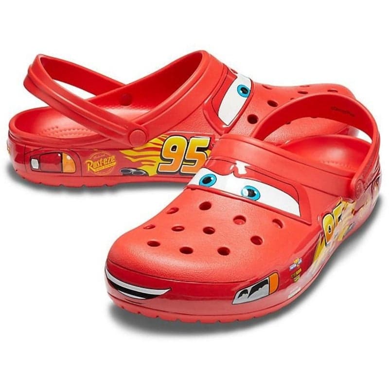 Lightweight, comfortable, anti-slip garden shoes / beach shoes, made of EVA material