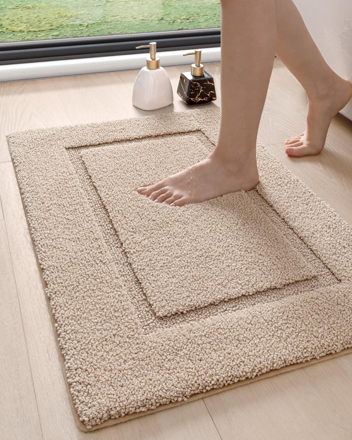 DEXI Bathroom Rugs 36x24 Washable Non Slip Bath Mat for Shower Floor Absorbent Quick Dry Bathmat with Rubber Backing Ultra Soft Plush Carpet for Tub Beige