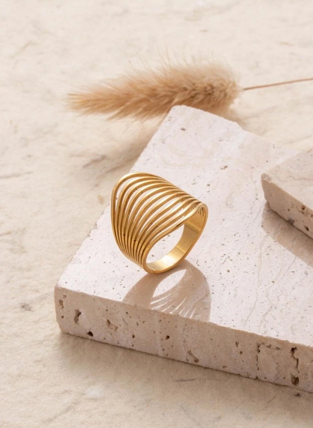 Elegant High Quality Stainless Steel Ring For Women Size 8