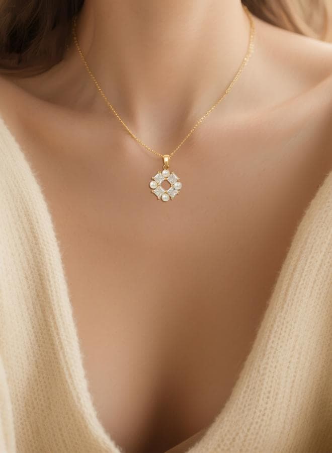 Embellished Faux Pearl Decor Necklace