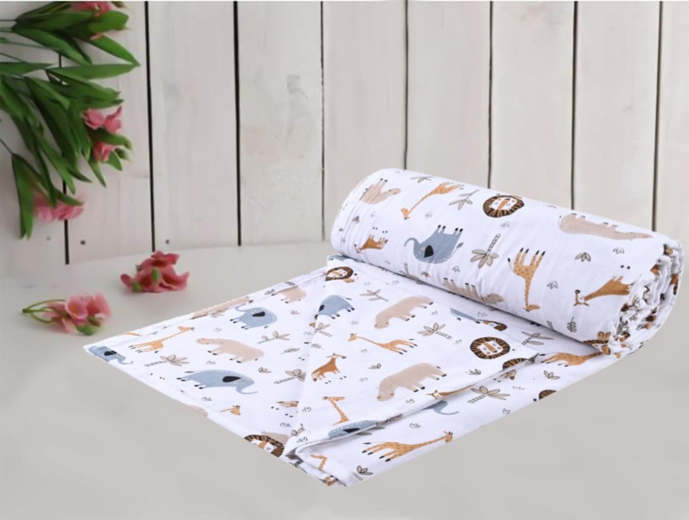 Trance Home Linen Pure Cotton Reversible Dohar Toddler Size | Ac Quilt for Babies | Infants - New Born Blanket | Soft Light-Weight Bed Blanket 0-4 Years Kids (140Cm X 100Cm - Orange Giraffe, 200 Tc)