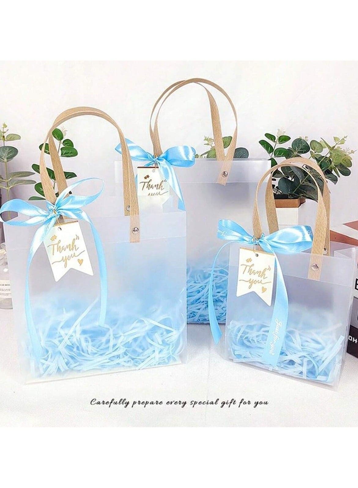Set of 3 blue gift bags includes gift bag + blue ribbon + card pendant + artificial grass decoration, reusable, handmade design, suitable for packing party favors, weddings, birthdays, souvenirs, ro