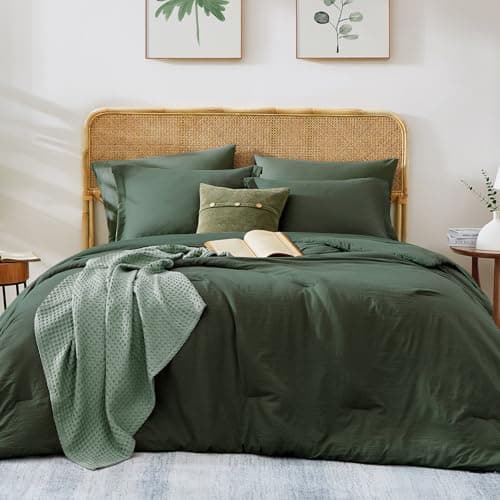 WRENSONGE Queen Comforter Set - 7 Pieces Deep Forest Soft Bed in a Bag Queen with Fitted Sheet, Flat Sheet, 2 Pillow Shams, and 2 Pillowcases- Warm Bedding Sets for All Season