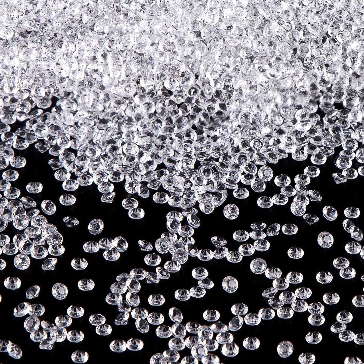 FUTUREPLUSX Fake Diamonds for Crafts 10000 PCS Mini Clear Diamonds Decoration Acrylic Crystal Confetti Vase Fillers Table Scatter Gems for Wedding Party Home Decor