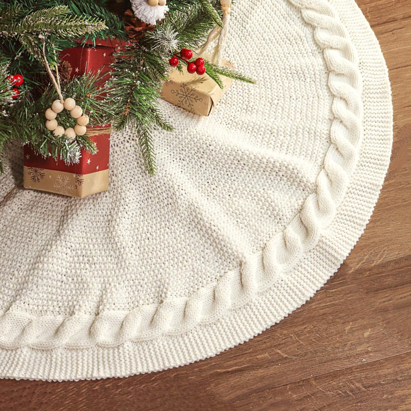 LimBridge Knitted Christmas Tree Skirt 36 Inches Cream White Tree Skirt Chunky Cable Knit Thick Rustic Christmas Tree Decorations Farmhouse Christmas Decor Xmas Holiday Home Party Decorations