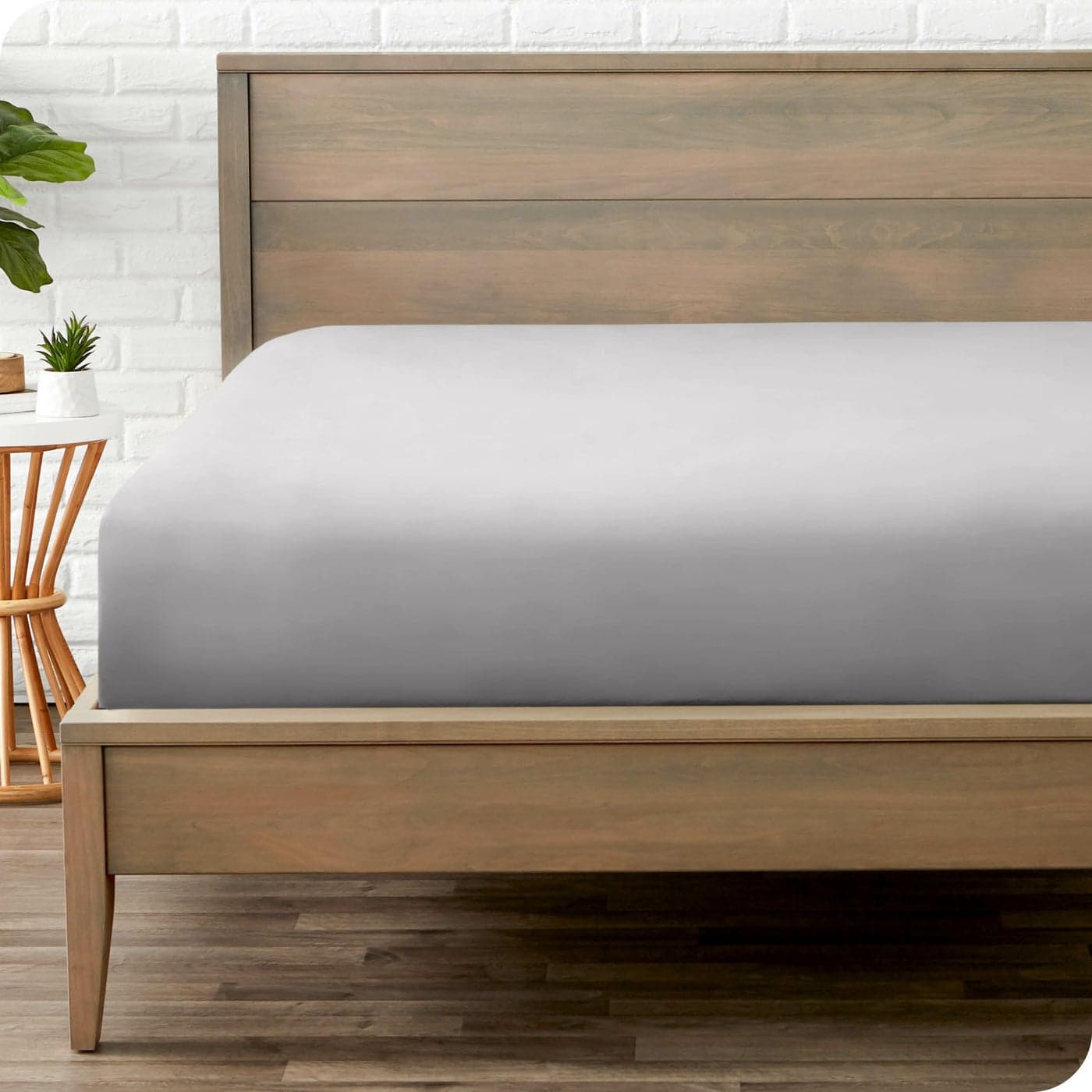 Bare Home Fitted Bottom Sheet Full Size Premium 1800 Microfiber UltraSoft Hotel Luxury Deep Pocket Durable and Long Lasting Fitted Sheet Full Light Grey