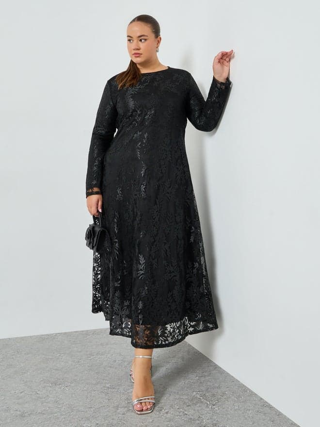 Styli Plus Size Lace Long Sleeves A-Line Maxi Dress