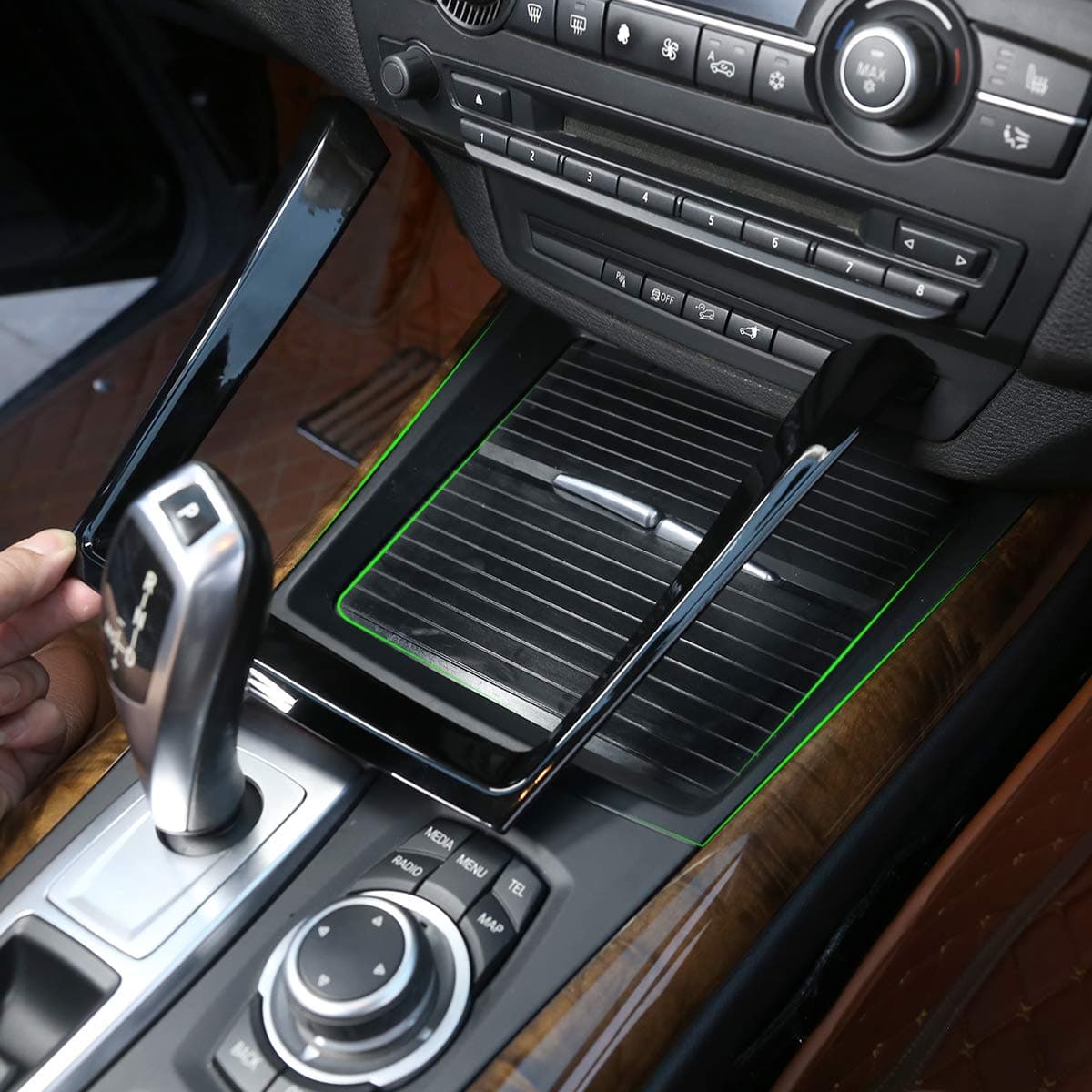 CHEYA ABS Plastic Car Center Console Cup Holder Frame Sticker Trim for BMW X5 E70 X6 E71 20082013 Auto Accessories Black