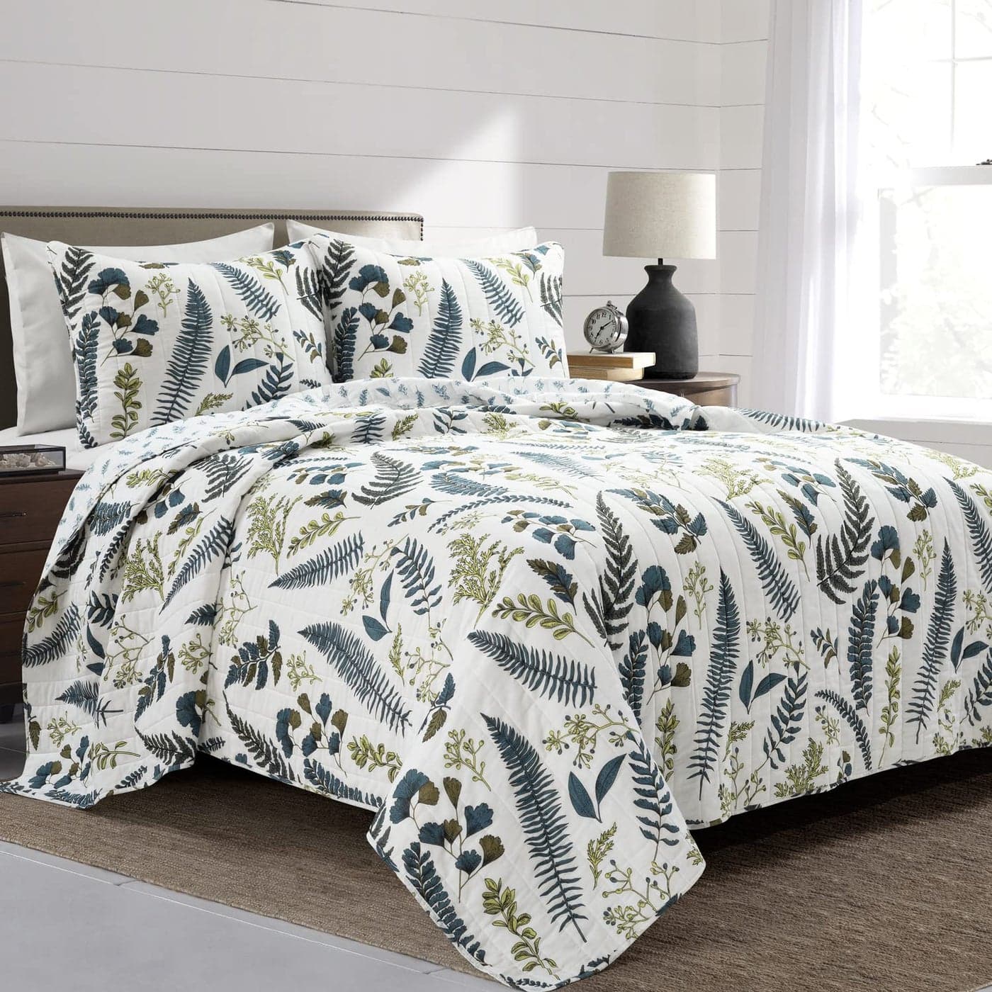 Lush Decor Devonia Allover Reversible Oversized 3 Piece Cotton Quilt Set FullQueen White Green