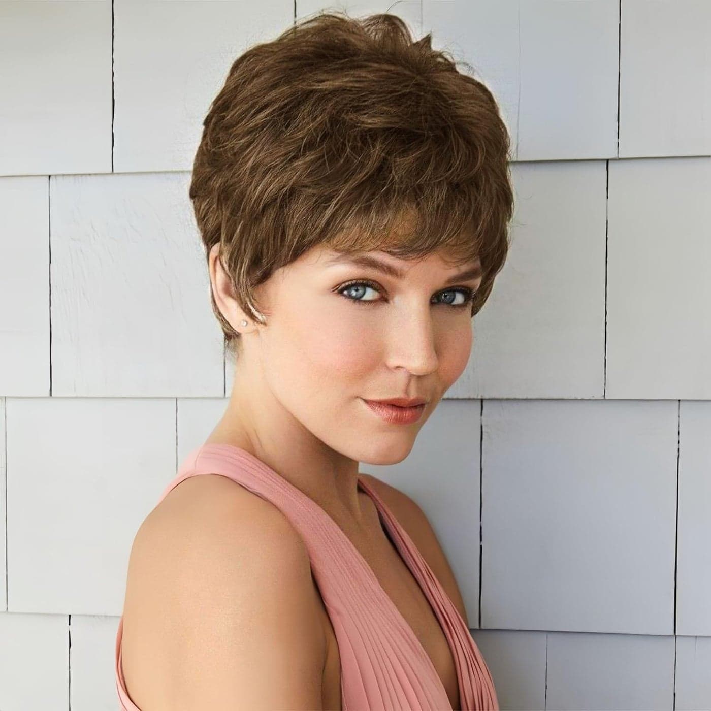 QUEENTAS Short Brown Pixie Wigs with Bangs Highlights Layered Cut Natural Curl Straight Synthetic Hair Wig for White Women Chestnut Brown