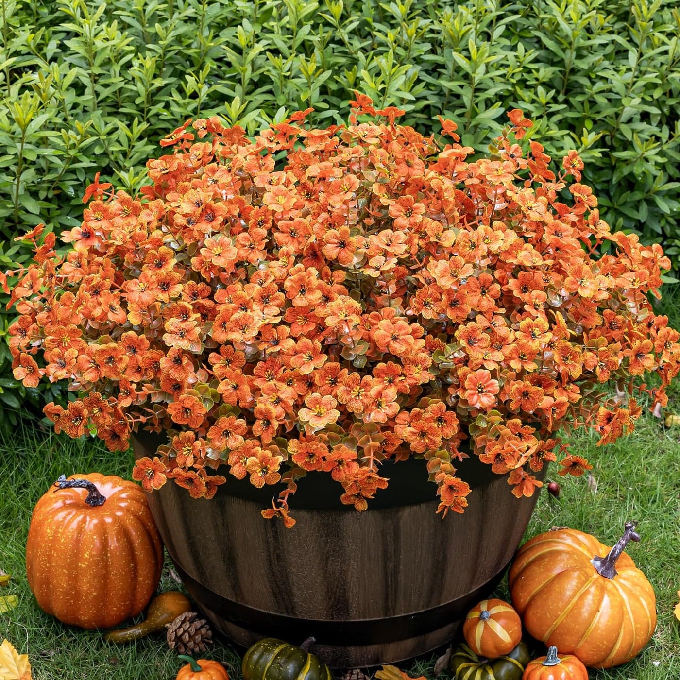 Lnoicy 20 Bundles Artificial Fall MumsFaux Plants for DecorationPlastic Flowers for Indoor GardenWeddingFarmhouse Fall Orange