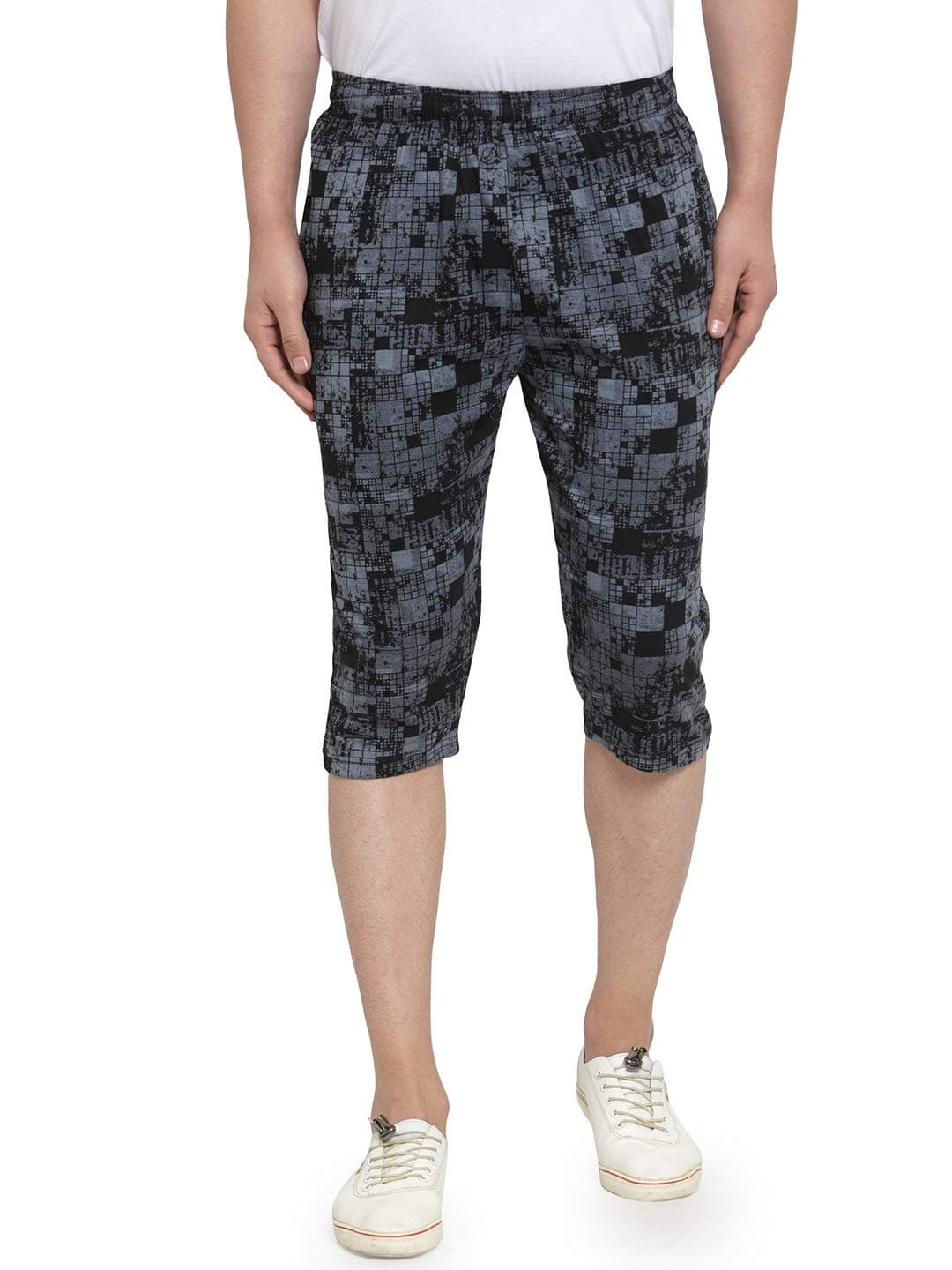 Uzarus Men's Cotton Three Fourth Capri Shorts With Two Zippered Pockets Fit Type : Regular Fit Size: XL