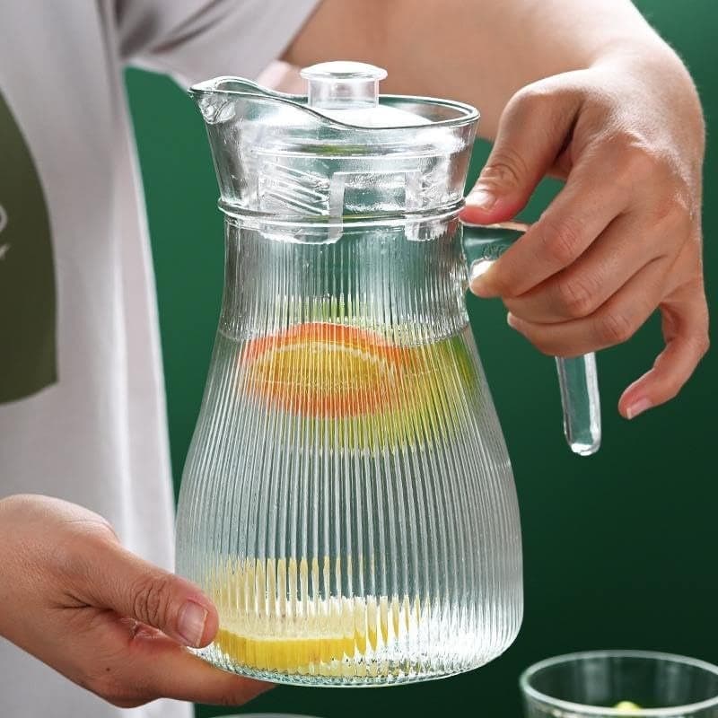 ZROY 1.5L Glass Pitcher with Handle & Lid, Ribbed Soda Lime Glass Jug for Water, Juice, Iced Tea, Elegant Fridge Carafe for Home & Kitchen Jug for Dining Table, Ideal for Gift (Wrinkle - 1.5L)