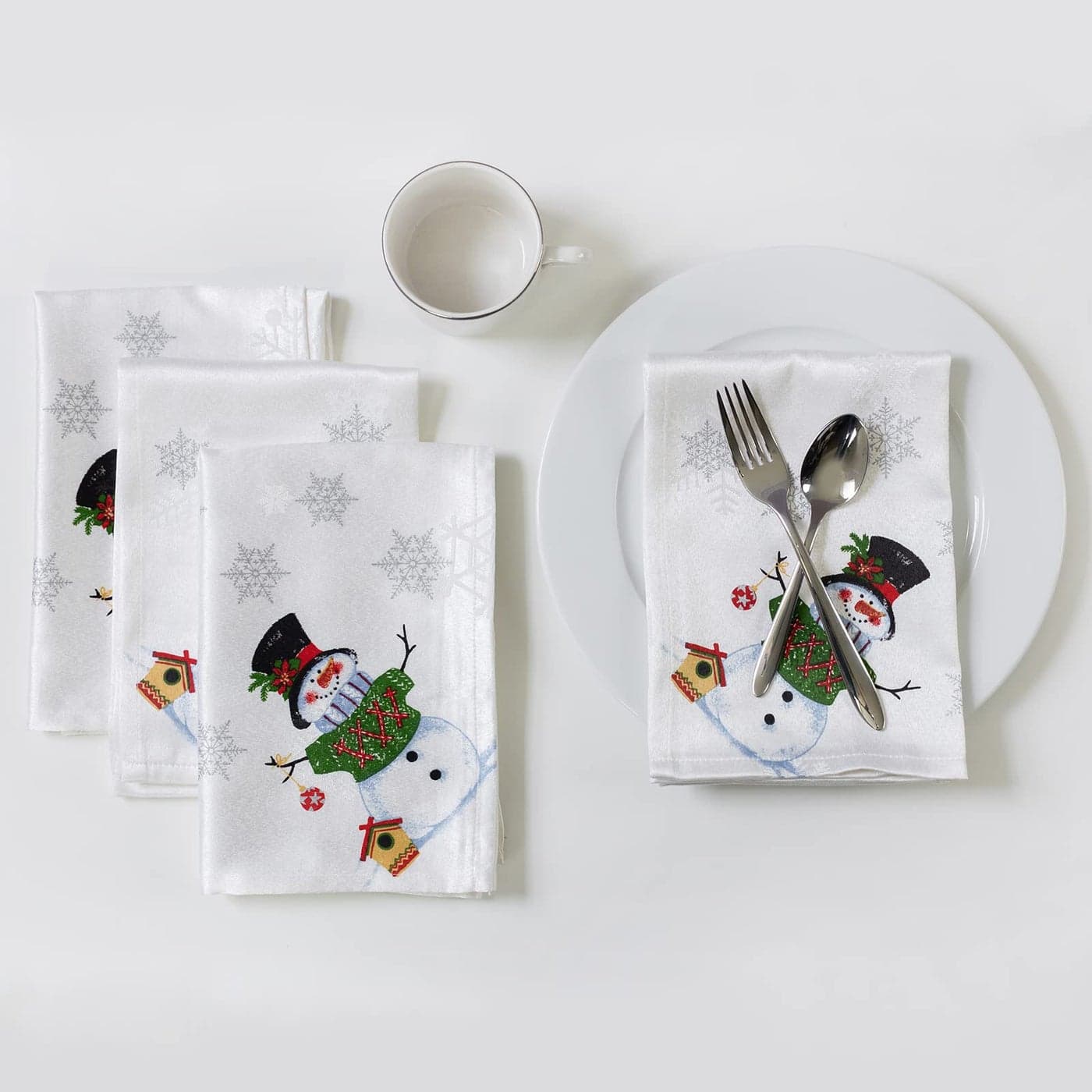 Benson Mills Believe Snowman Engineered Printed Fabric Cloth Napkins for Christmas Winter and Holiday Tablecloths Believe Snowman 19 x 19 Napkins Set of 4