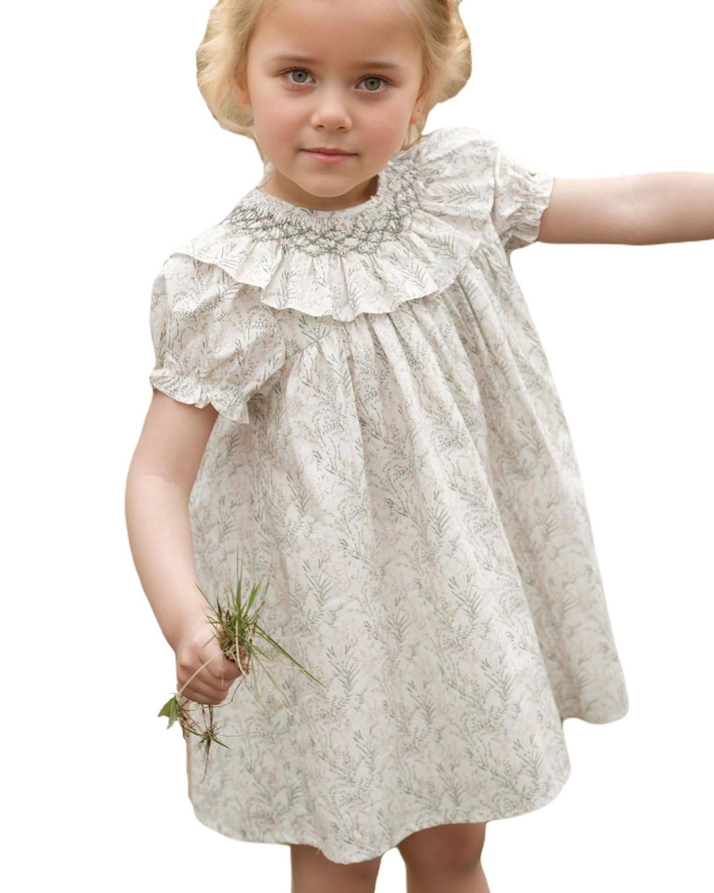 Baby Girls Short Sleeve Smocking Clothing Toddler Summer Floral Smocked Dress Vintage Dresses for Birthday Holiday (US, Age, 3 Years, Short Sleeve)