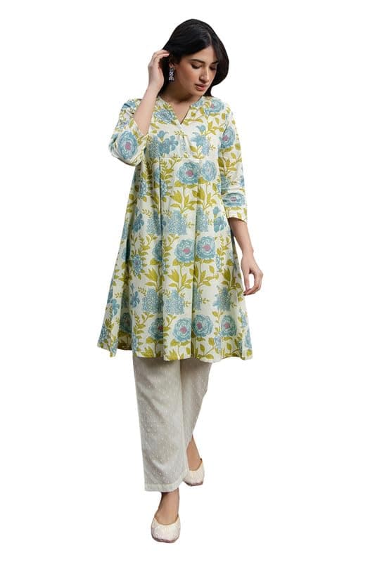 Janasya Women's Off White Cotton Floral Regular Tunic(JAA24TU00112-XS)